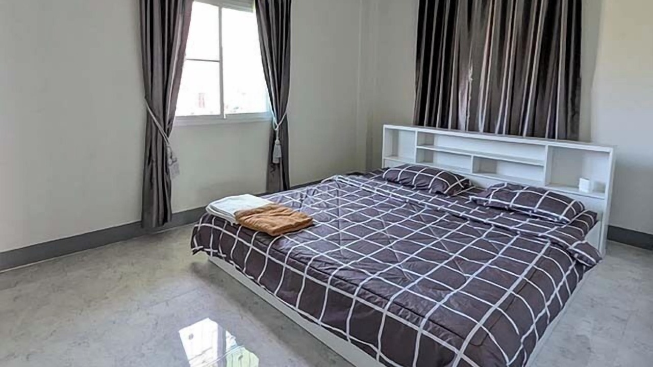 Photo of Bedroom in Mae Jo