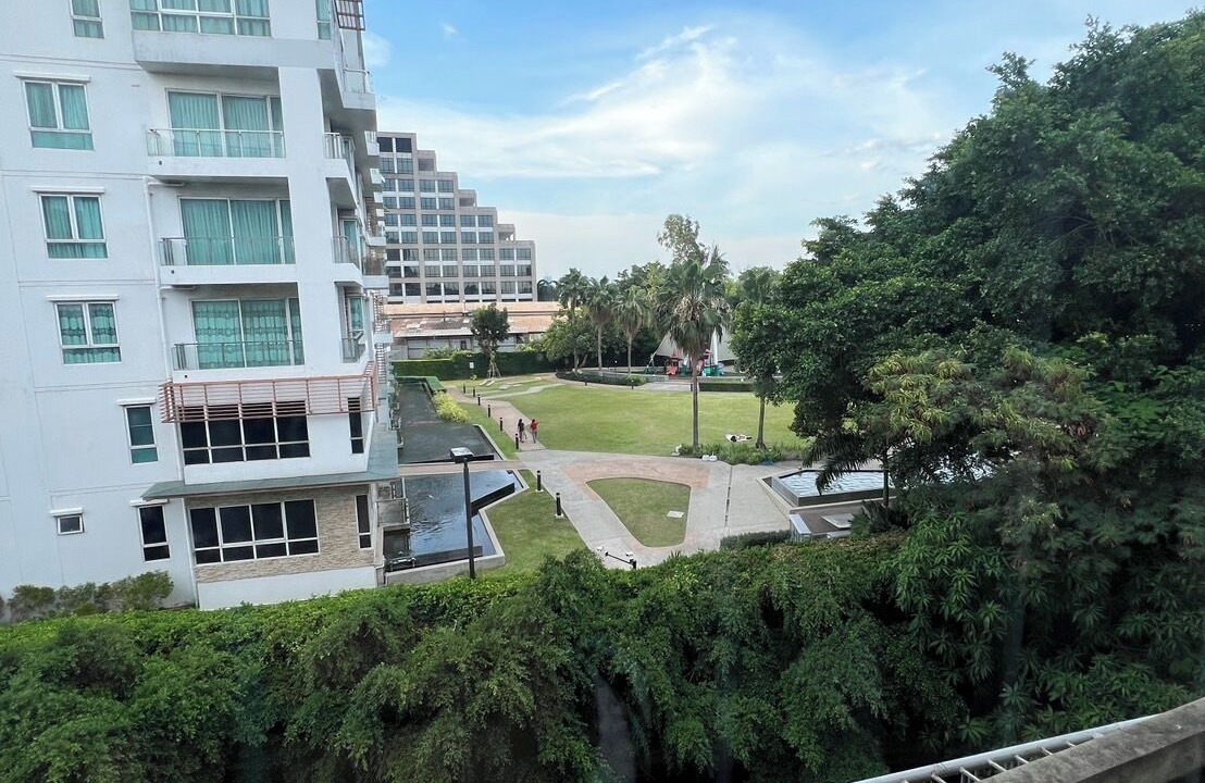 Photo of Patio Balcony in Chong Nonsi