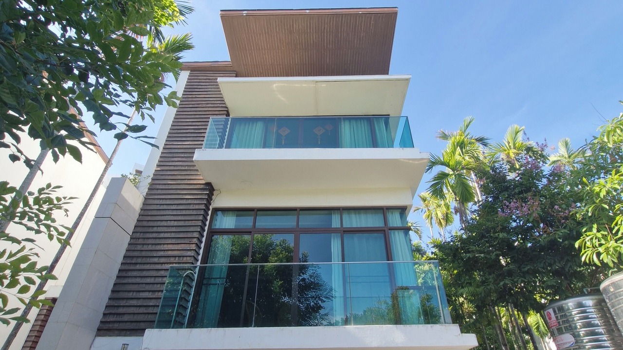 Photo of Outdoor in Kram