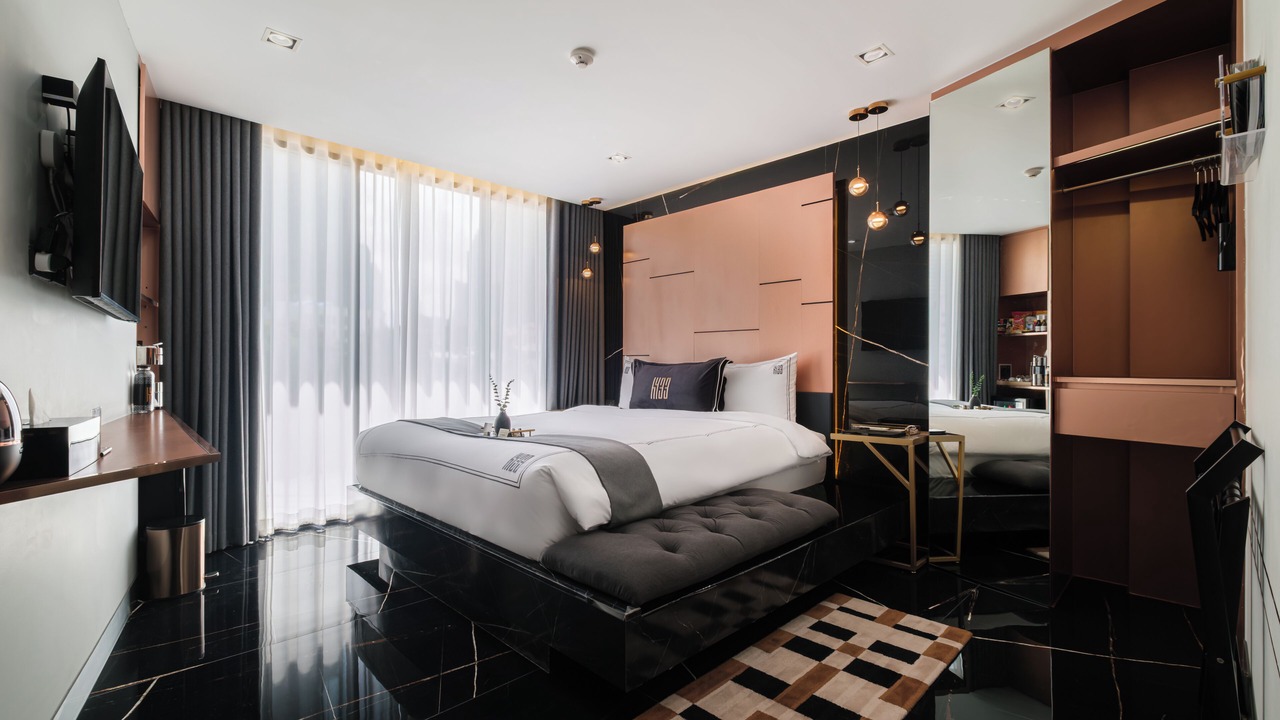 Photo of Bedroom in Wat Bowon Niwet