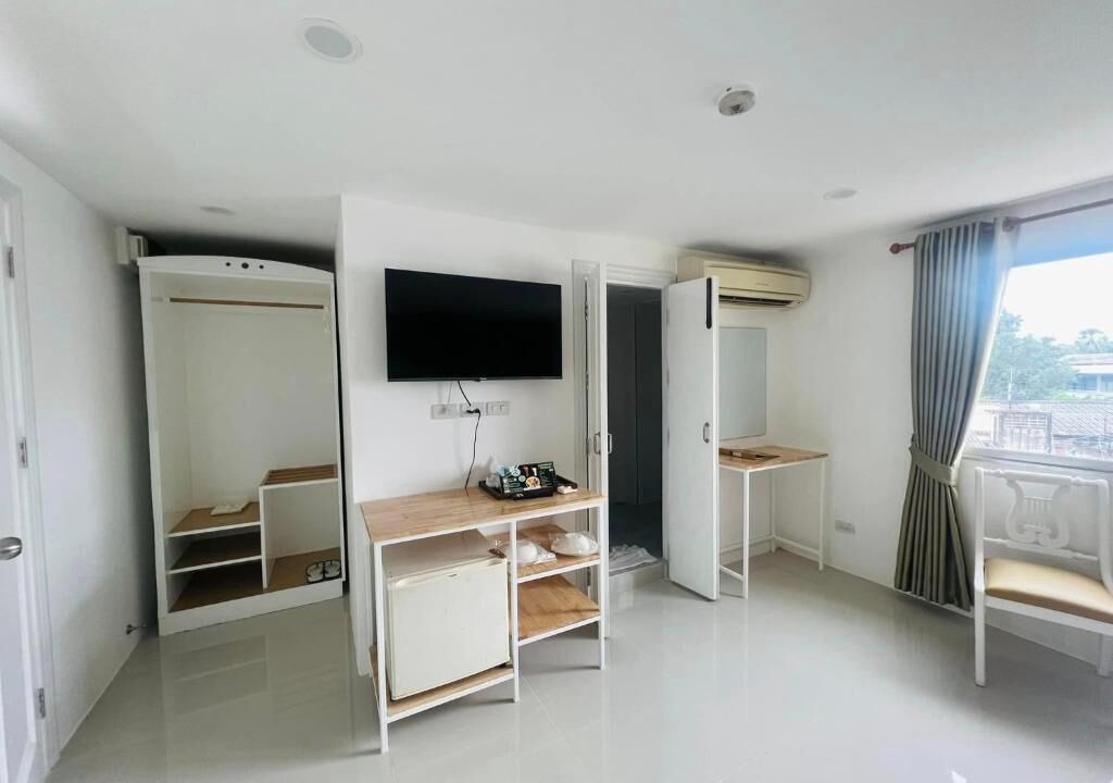 Photo of Bedroom in Hua Wiang