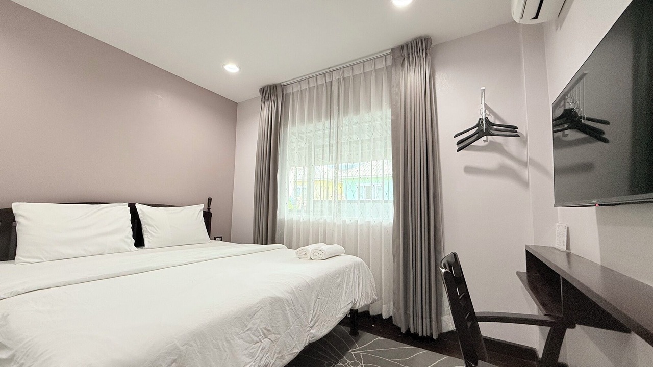 Photo of Bedroom in Bangkok Yai