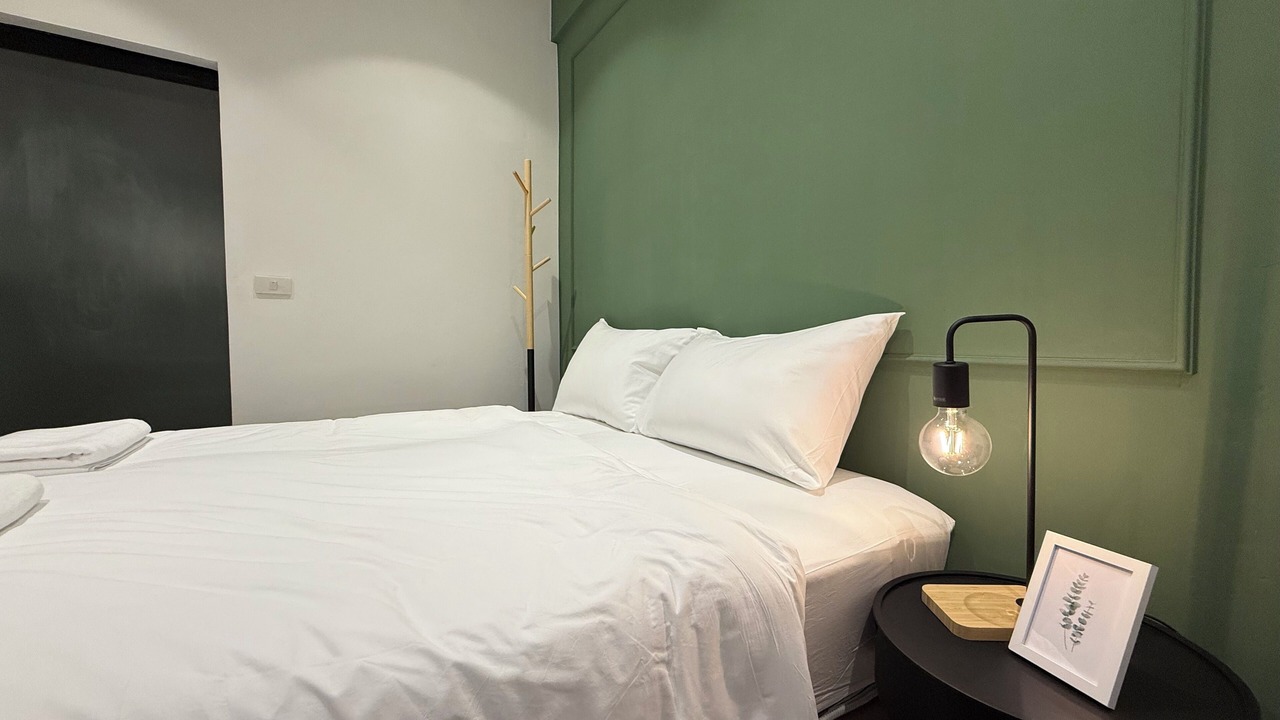 Photo of Bedroom in Wat Sam Phraya
