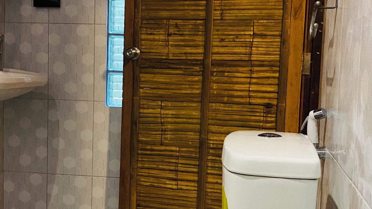 Photo of Bathroom in Nuea Khlong