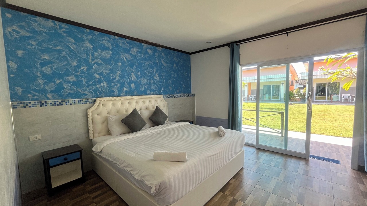 Photo of Bedroom in Chomphu