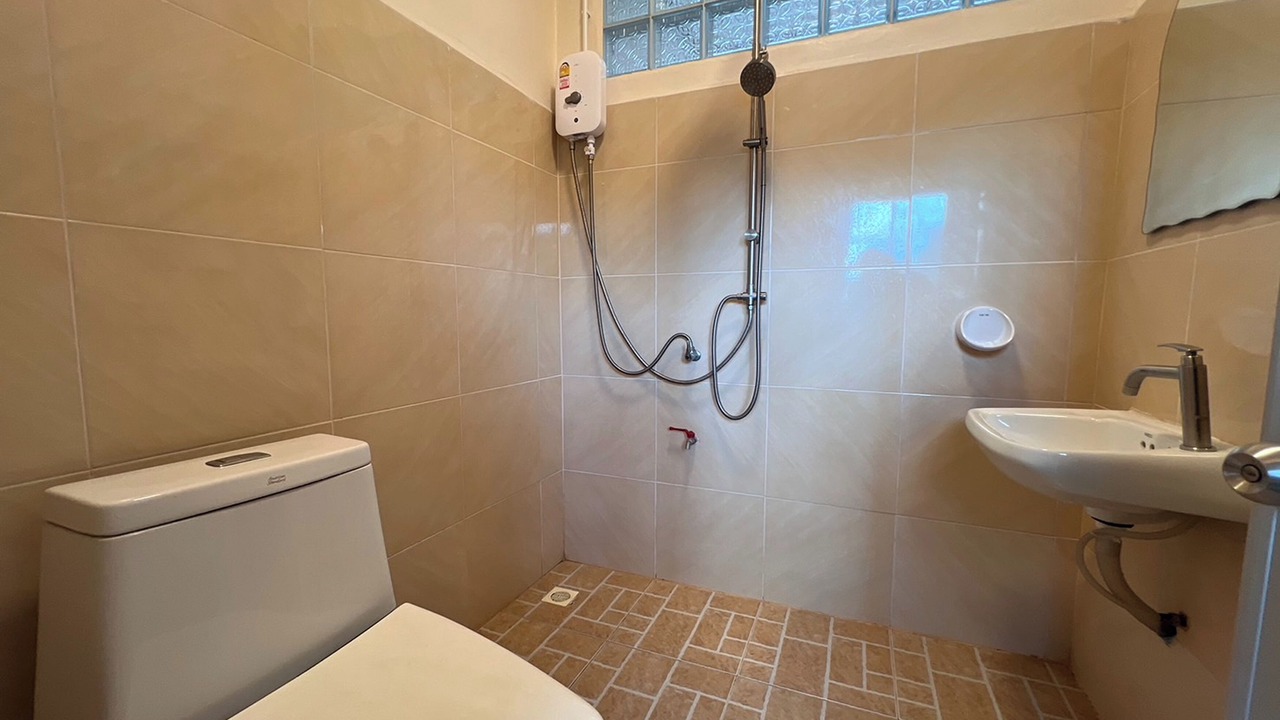 Photo of Bathroom in La-ngu
