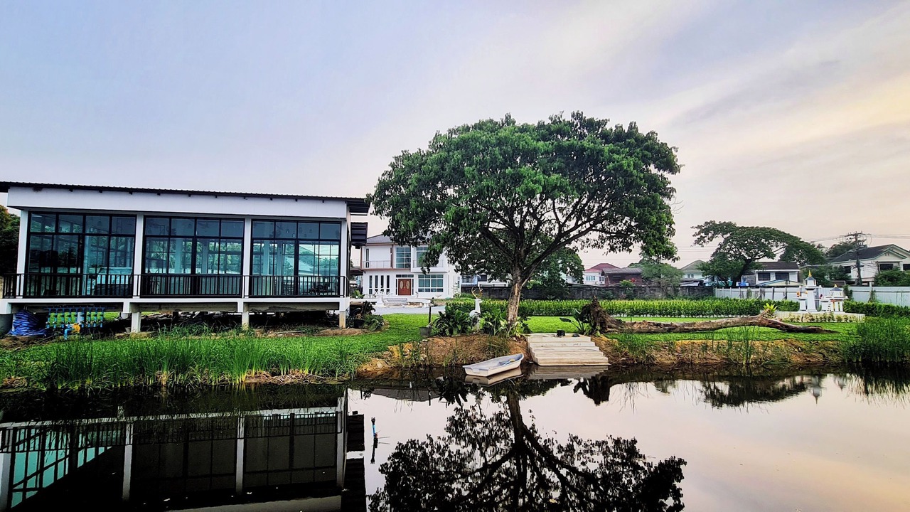 Photo of Outdoor in Bang Phai