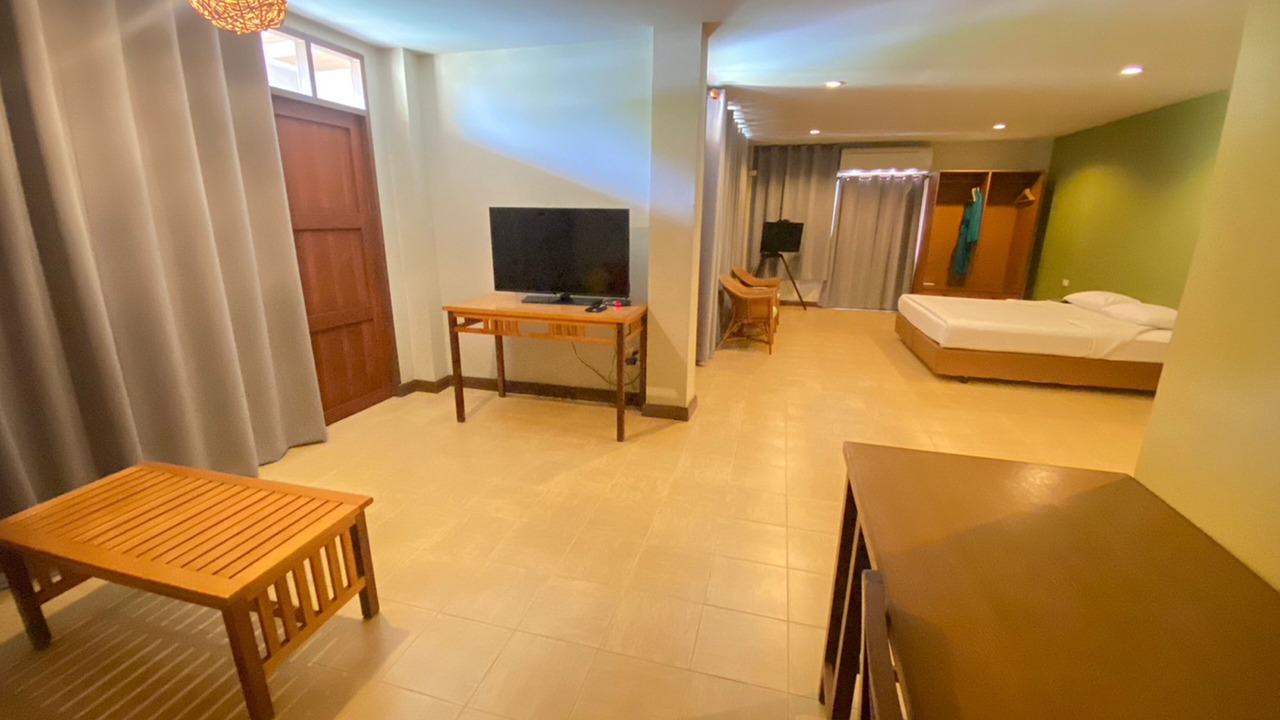 Photo of Livingroom in Khlong Kra Saeng