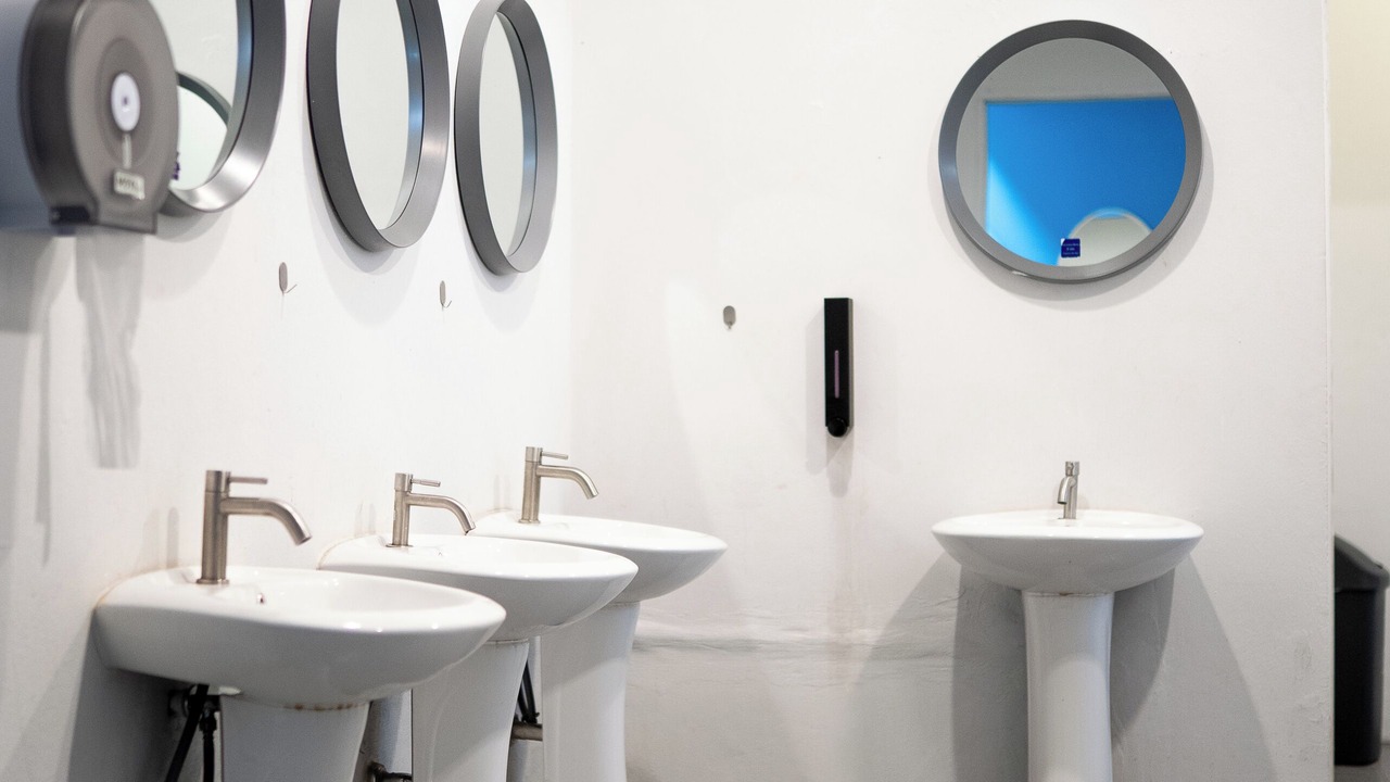 Photo of Bathroom in Chaweng City Center