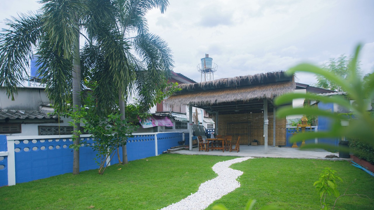 Photo of Outdoor in Wua Lai