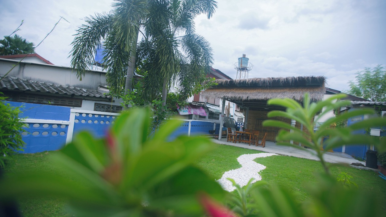 Photo of Outdoor in Wua Lai
