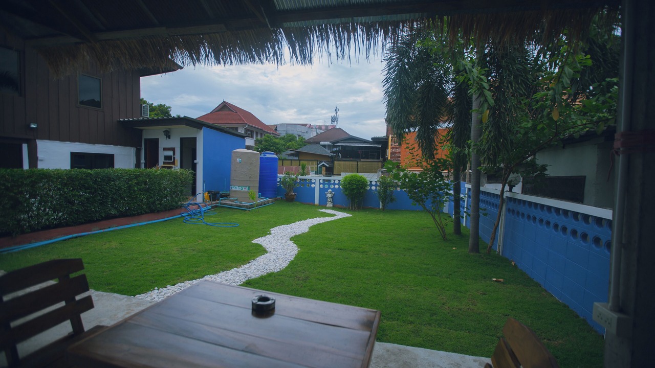 Photo of Outdoor in Wua Lai