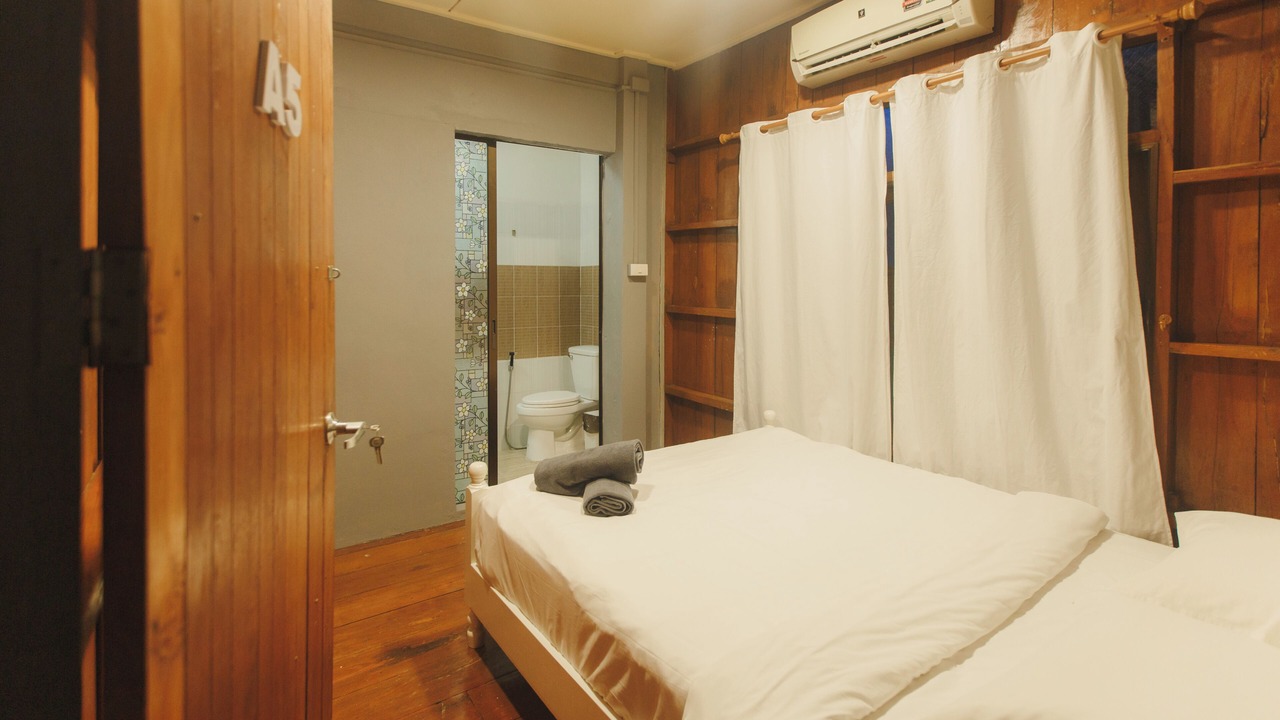 Photo of Bedroom in Wua Lai