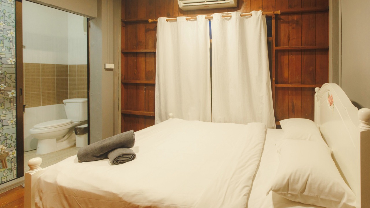Photo of Bedroom in Wua Lai
