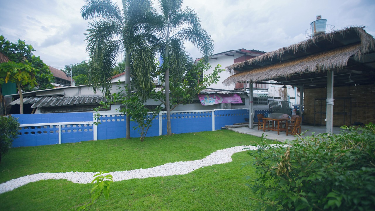 Photo of Outdoor in Wua Lai