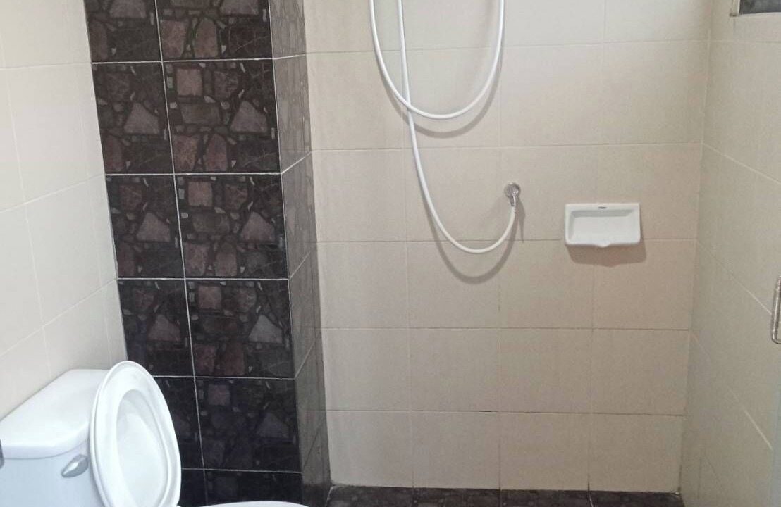 Photo of Bathroom in Phra Phutthabat