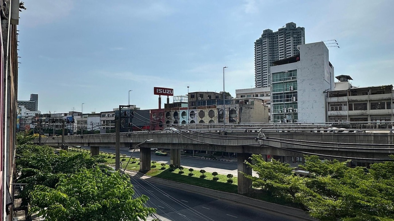 Photo of Patio Balcony in Bangkok Yai
