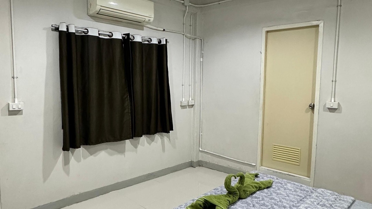 Photo of Bedroom in Bangkok Yai