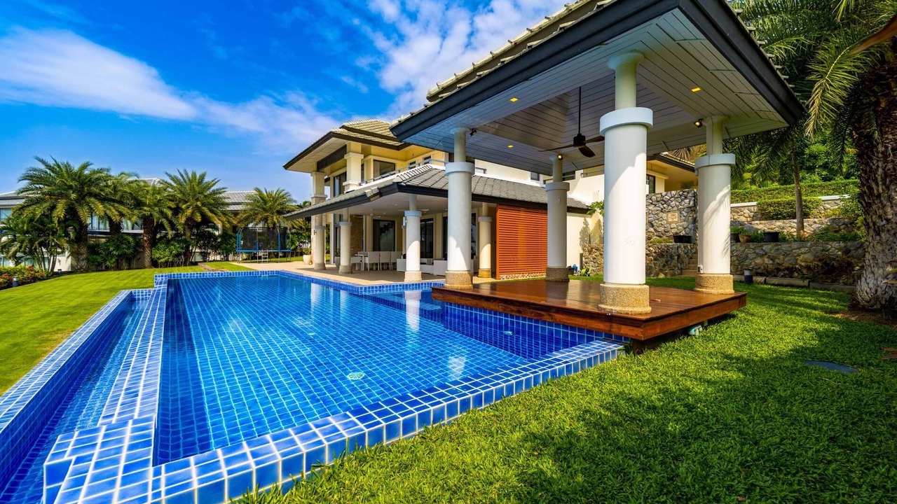 Photo of Outdoor in Hin Lek Fai