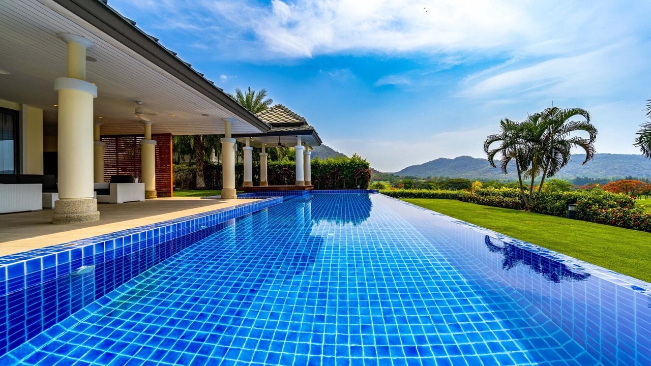 Photo of Outdoor in Hin Lek Fai