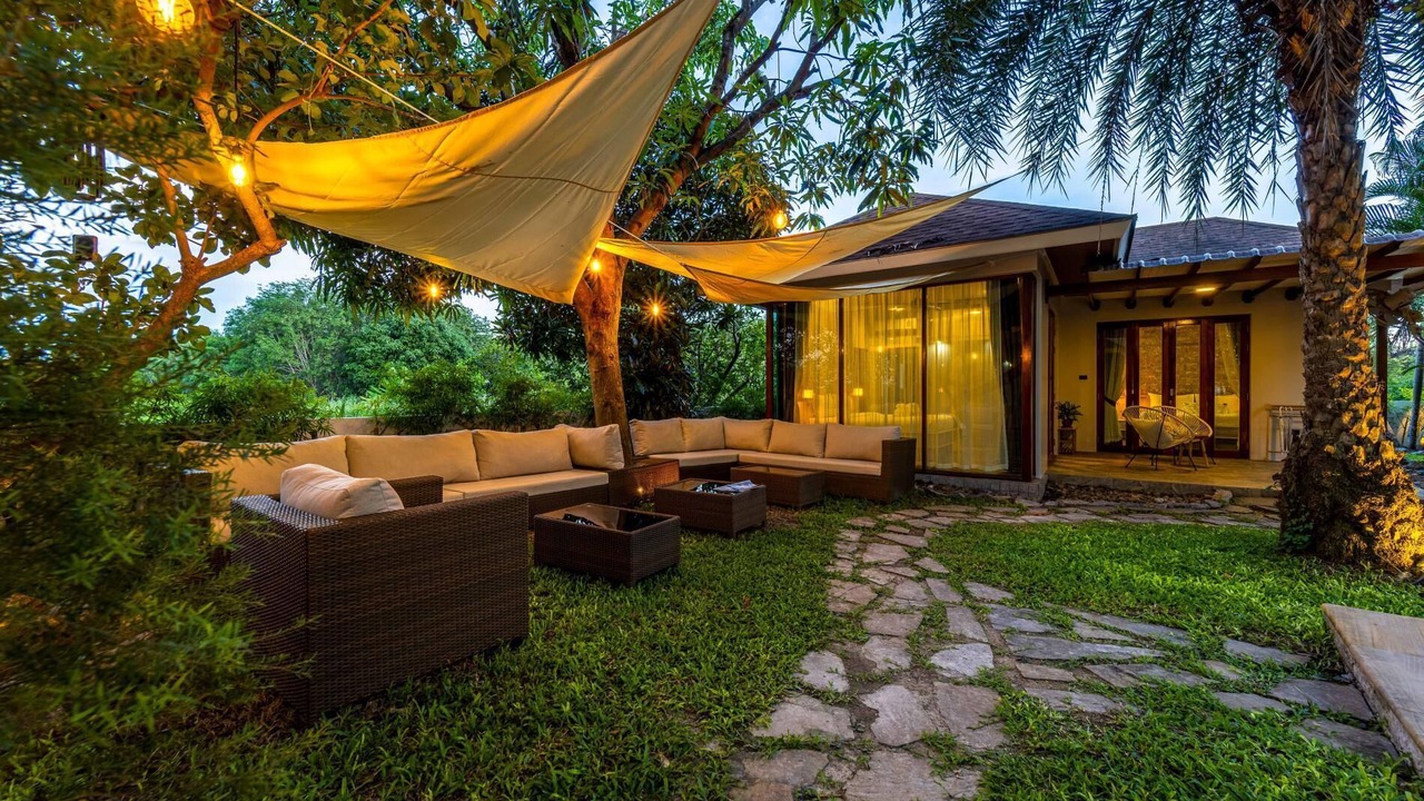 Photo of Outdoor in Hin Lek Fai