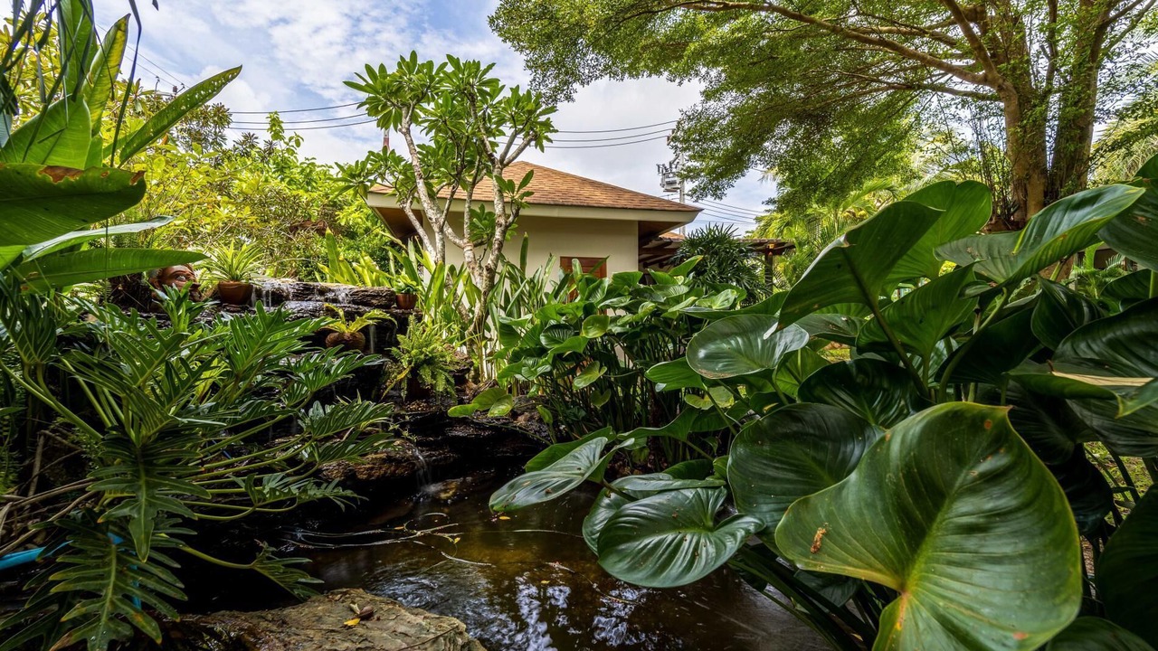 Photo of Outdoor in Hin Lek Fai