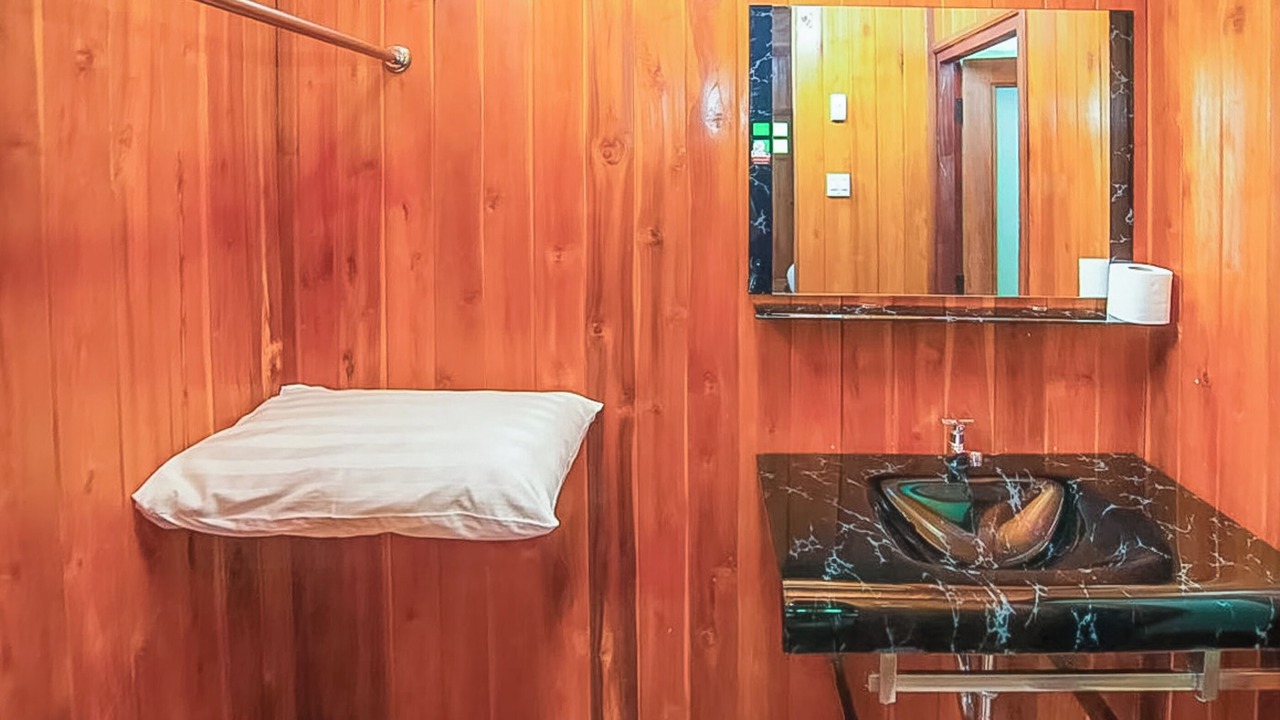 Photo of Bathroom in Uthai Thani