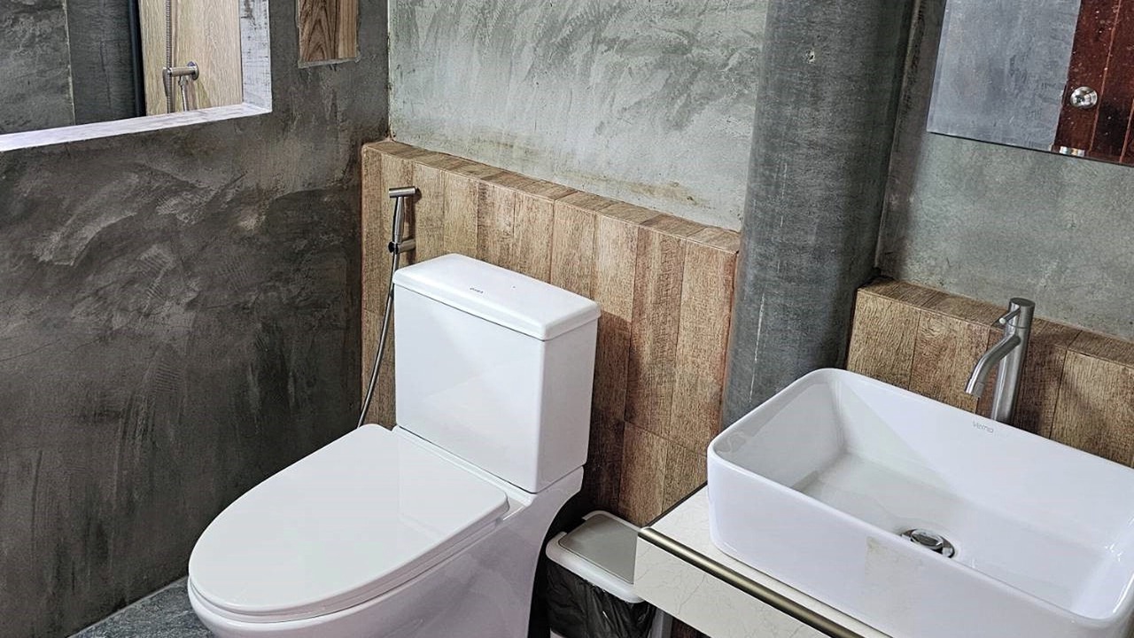 Photo of Bathroom in Taling Chan