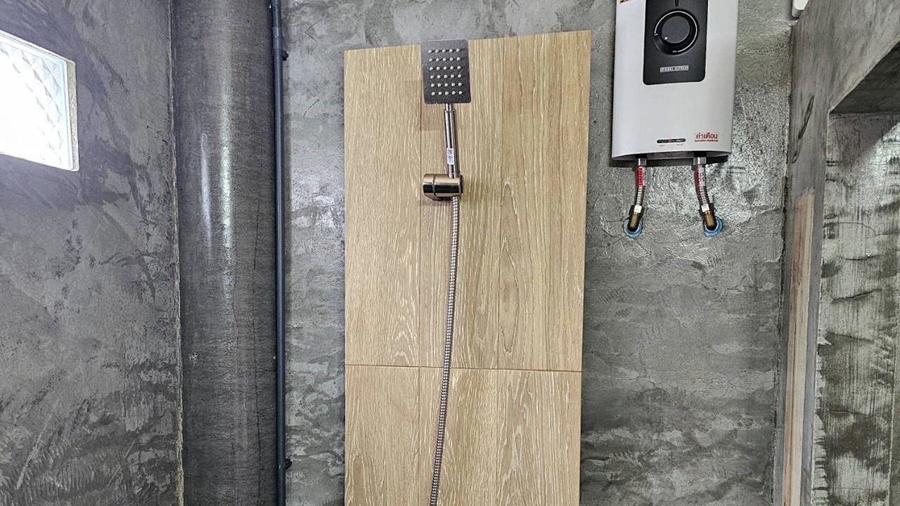 Photo of Bathroom in Taling Chan