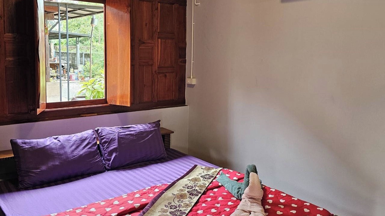 Photo of Bedroom in Taling Chan