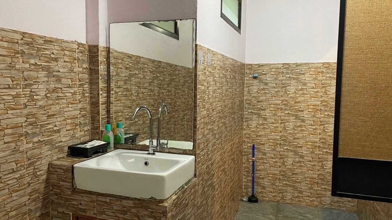 Photo of Bedroom in Nuea Khlong