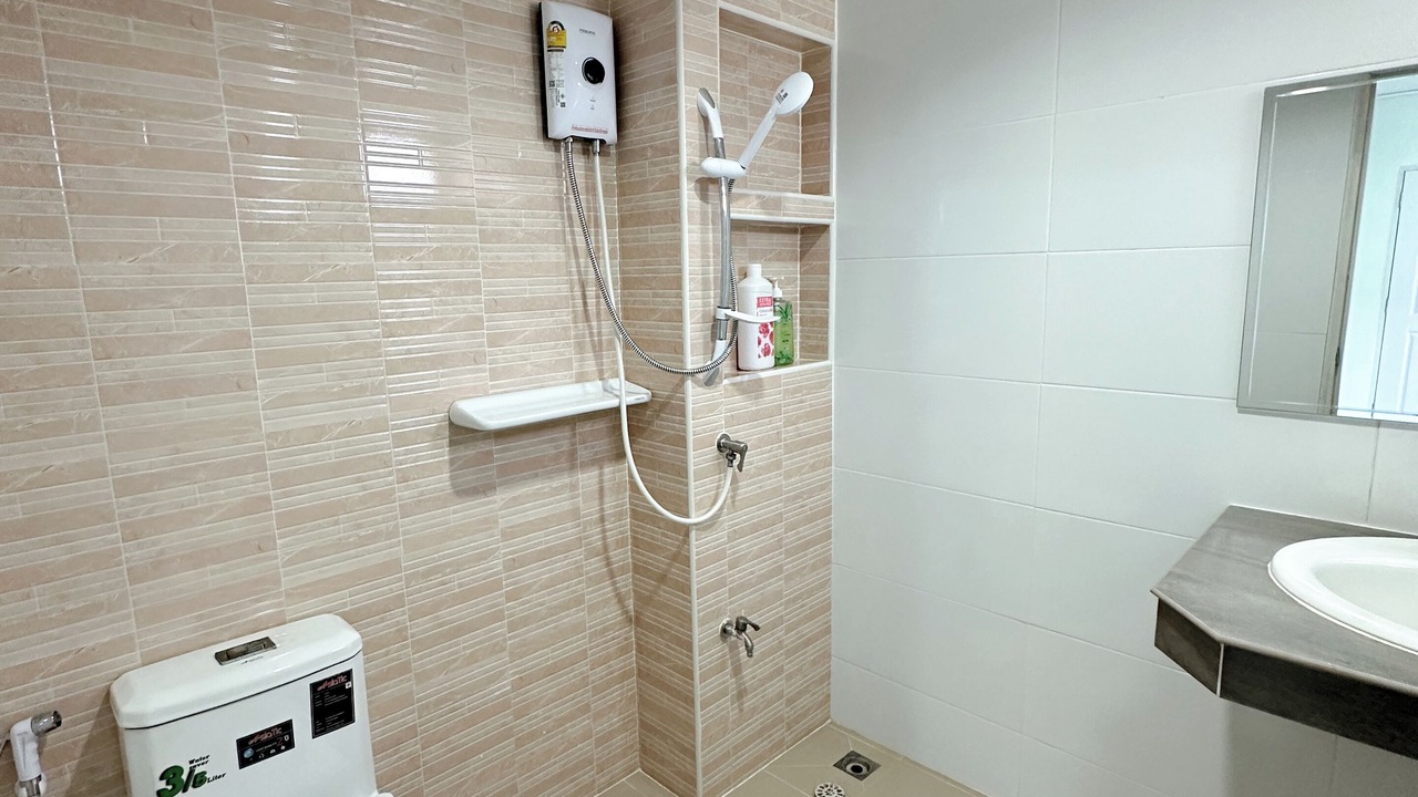 Photo of Bathroom in Samut Sakhon