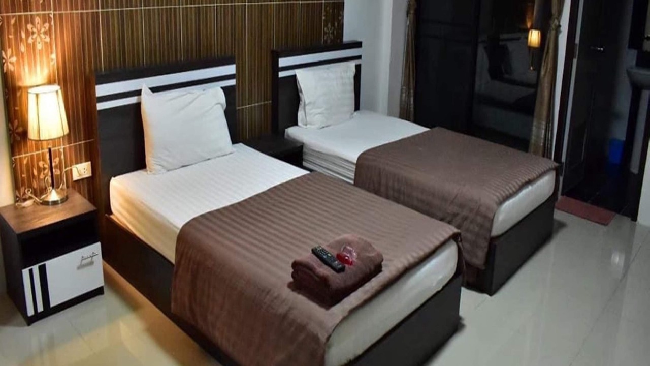 Photo of Bedroom in Ang Thong