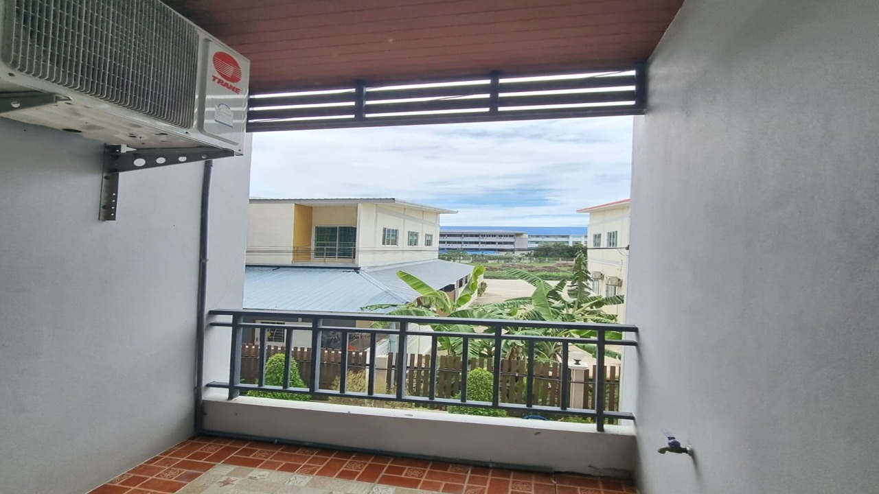 Photo of Bedroom in Ang Thong