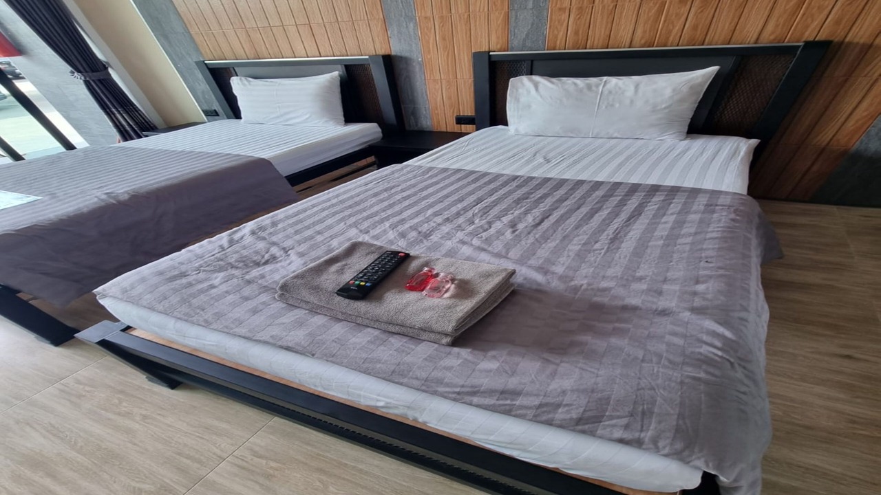 Photo of Bedroom in Ang Thong