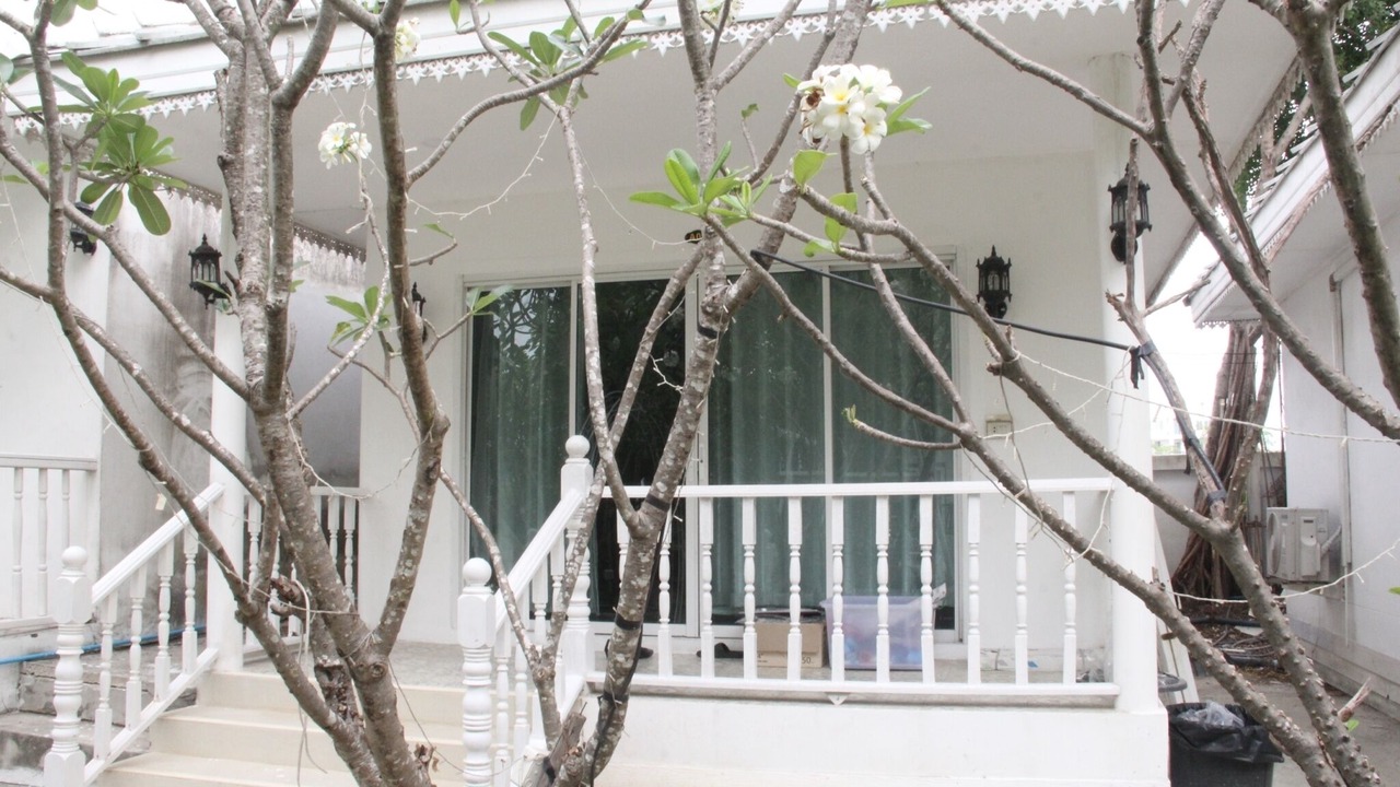Photo of Outdoor in Nakhon Chai Si
