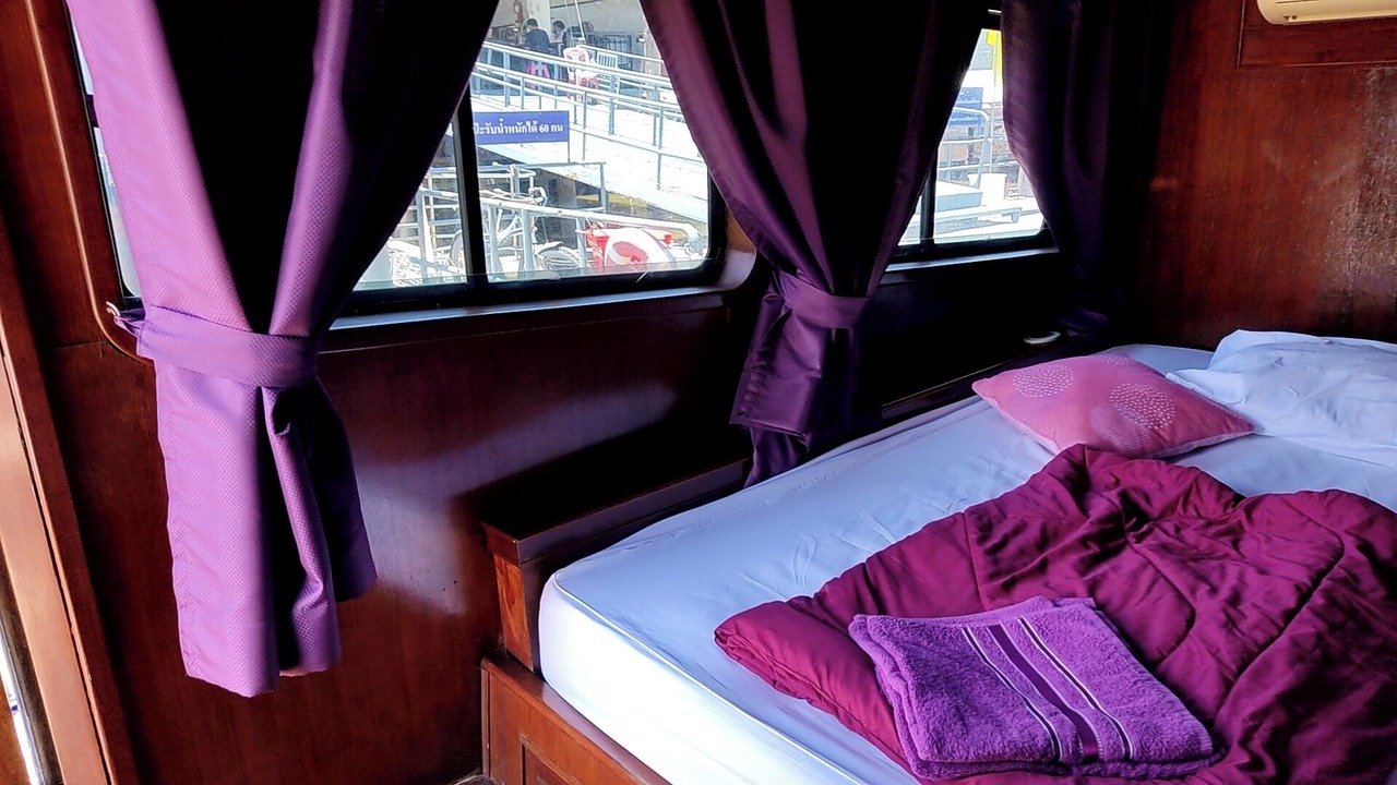 Photo of Bedroom in Siriraj