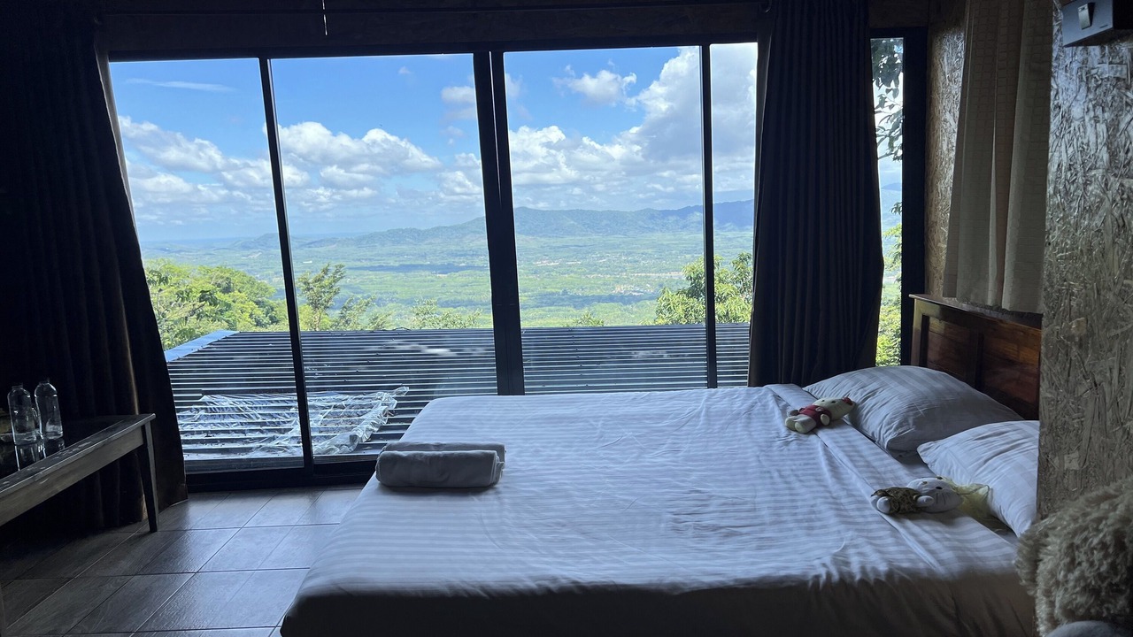 Photo of Bedroom in Na Mom