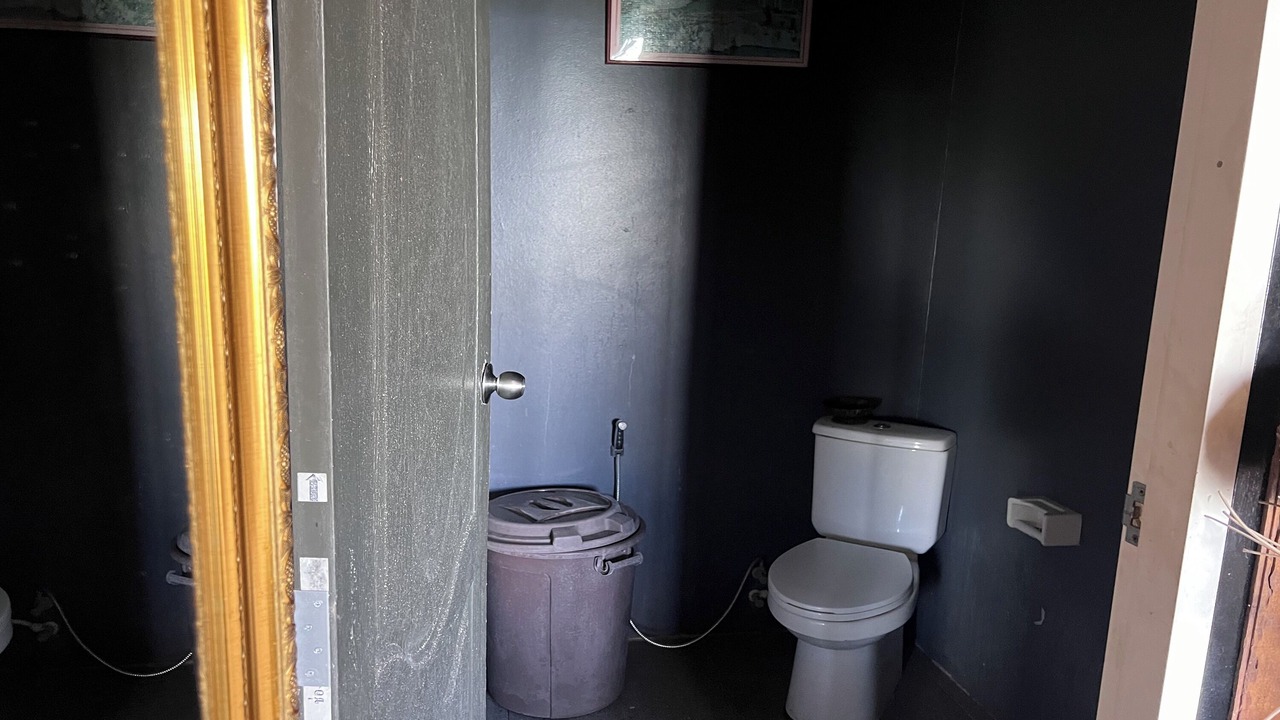 Photo of Bathroom in Na Mom