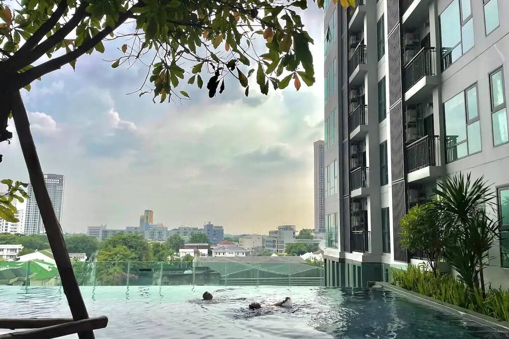 Photo of Outdoor in Khlong Tan