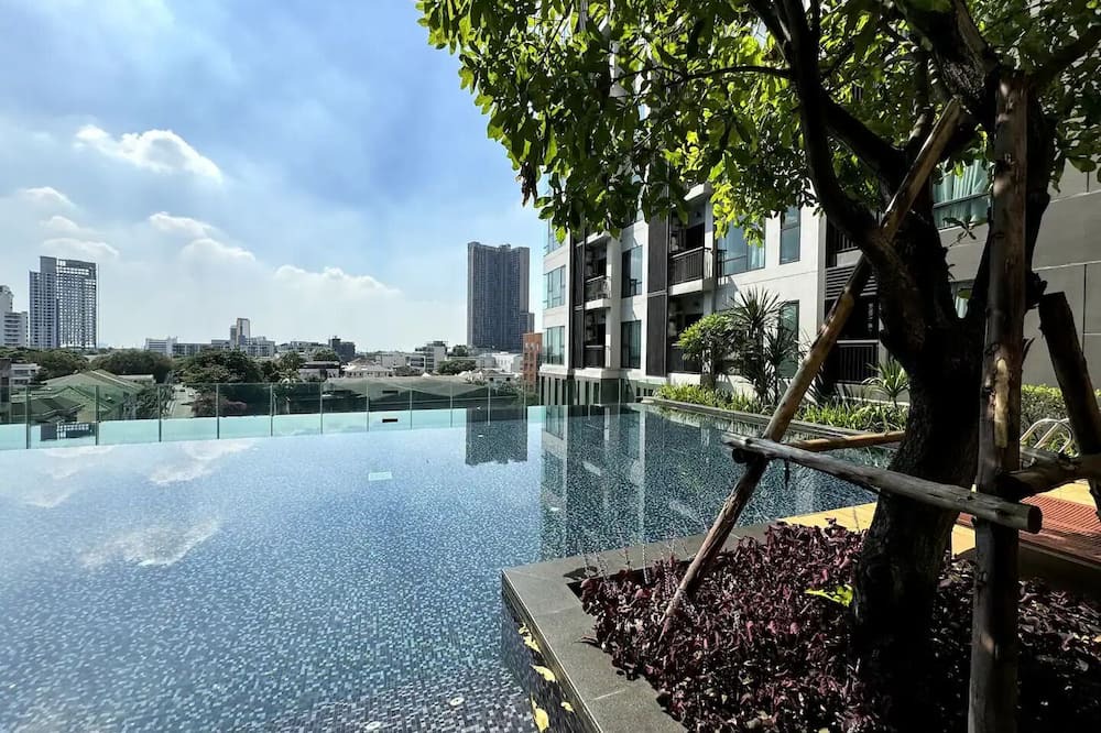 Photo of Outdoor in Khlong Tan