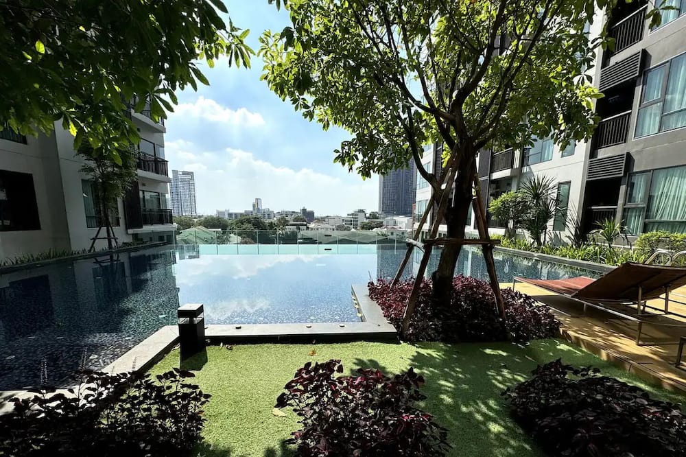 Photo of Outdoor in Khlong Tan
