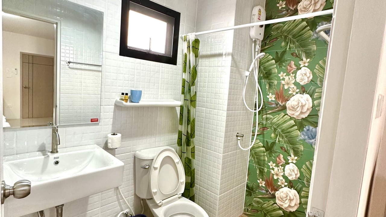 Photo of Bathroom in Bang Prok