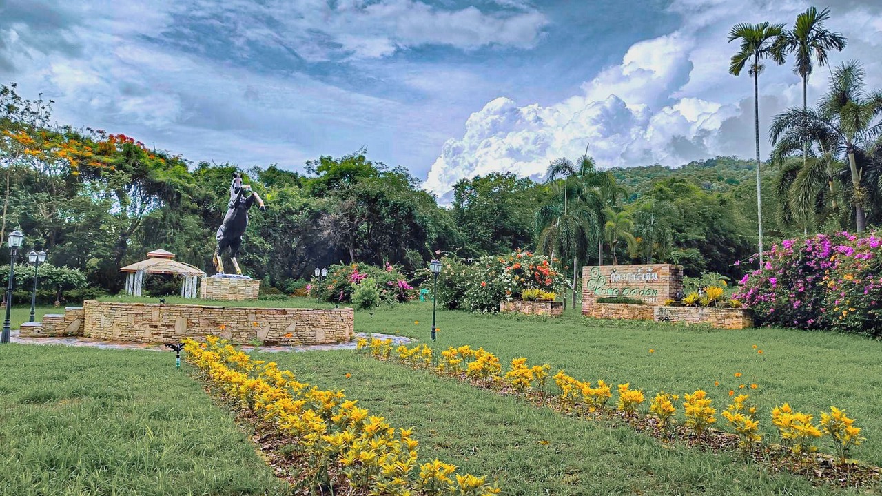 Photo of Outdoor in Phaya Yen