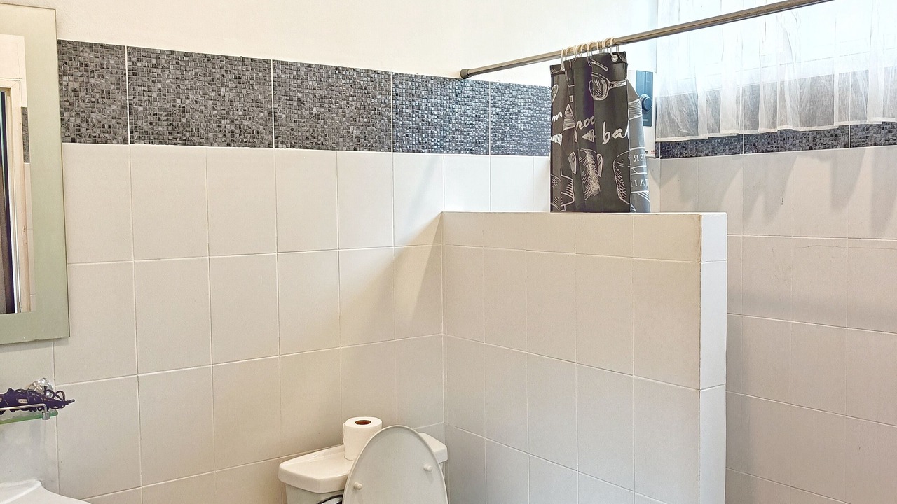 Photo of Bathroom in Phaya Yen