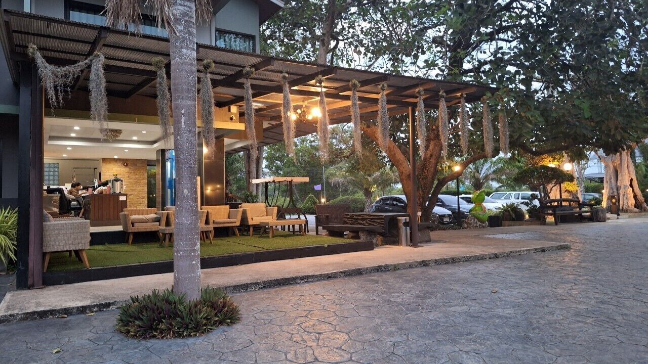 Photo of Outdoor in Makham