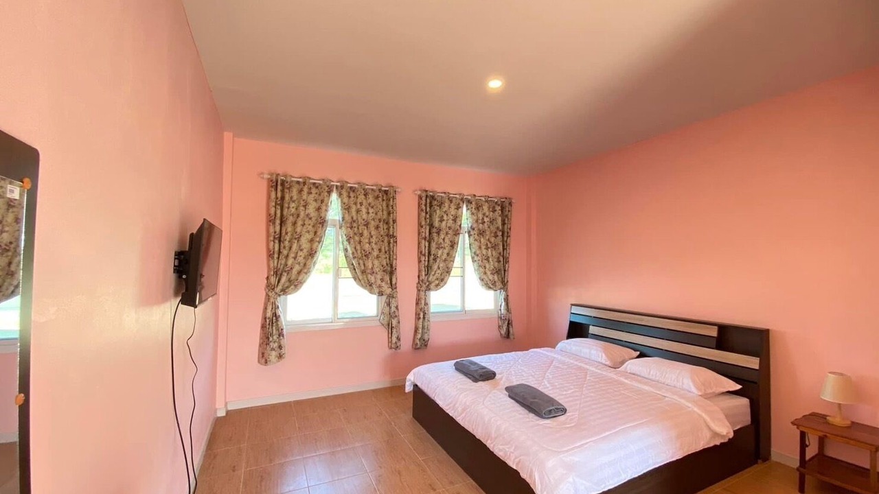 Photo of Bedroom in Tha Bo