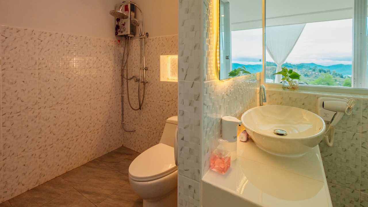 Photo of Bathroom in Mae Taeng