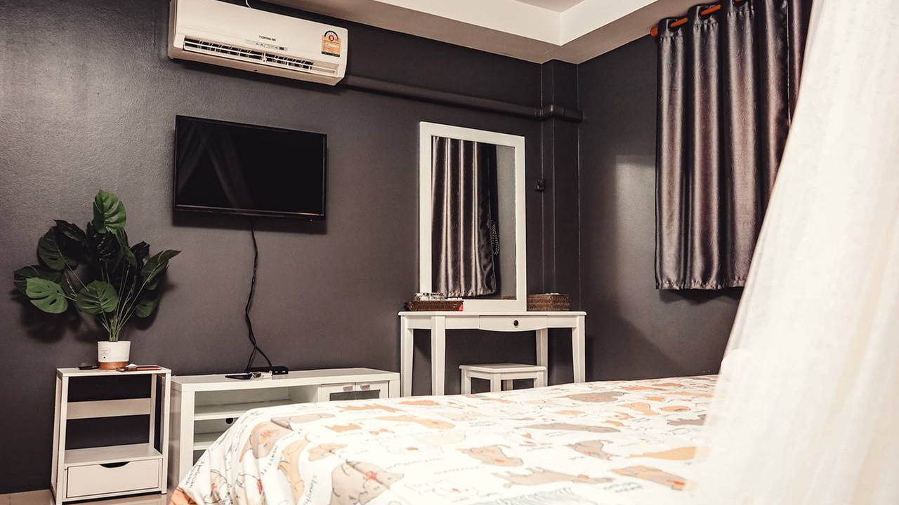 Photo of Bedroom in Ban Bang Saen