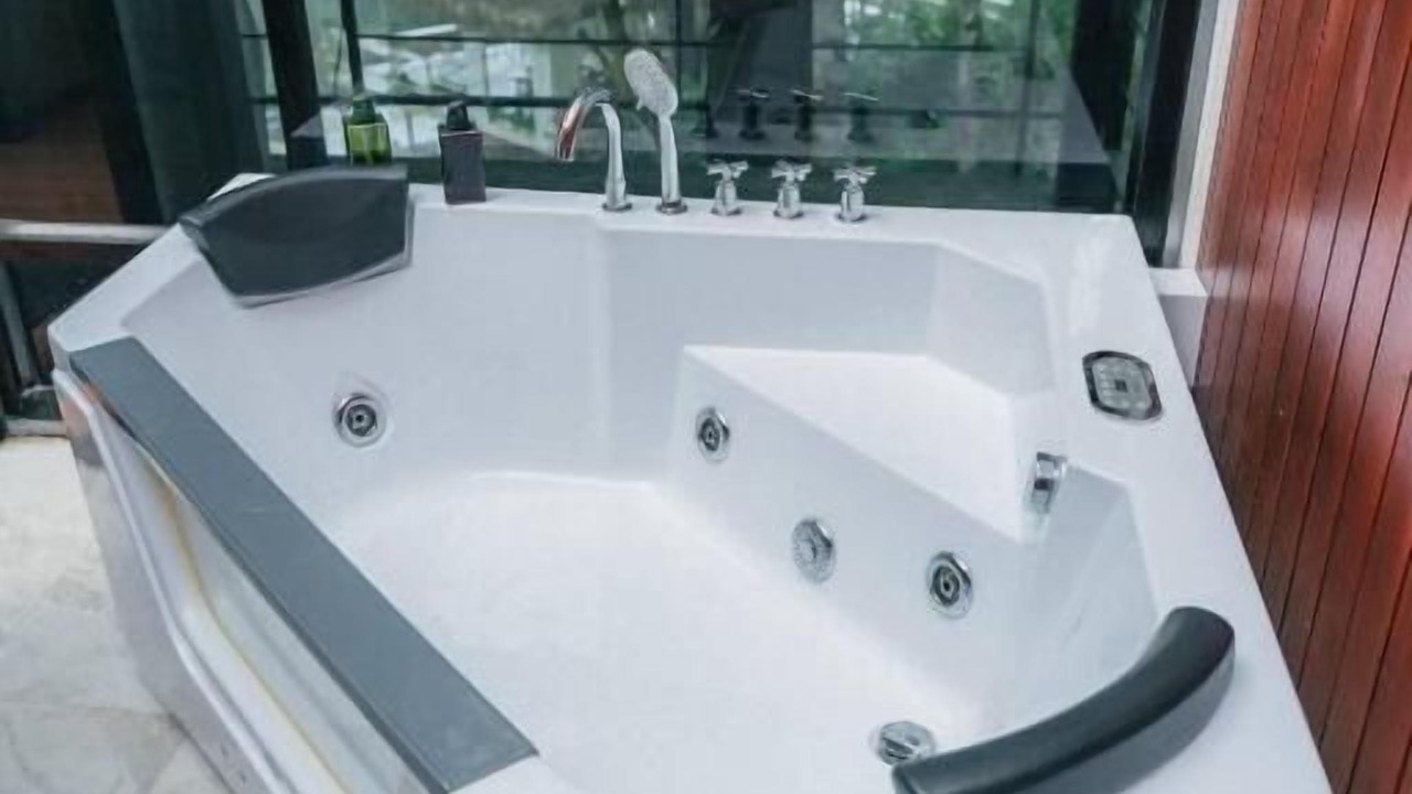 Photo of Bathroom in Mae Taeng